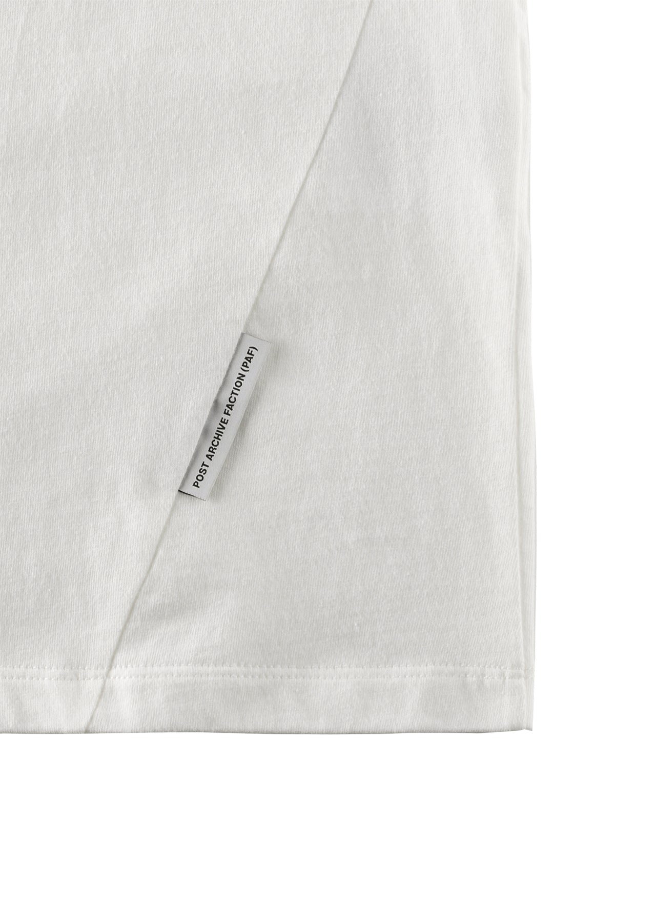 8.0 TEE RIGHT (WHITE)