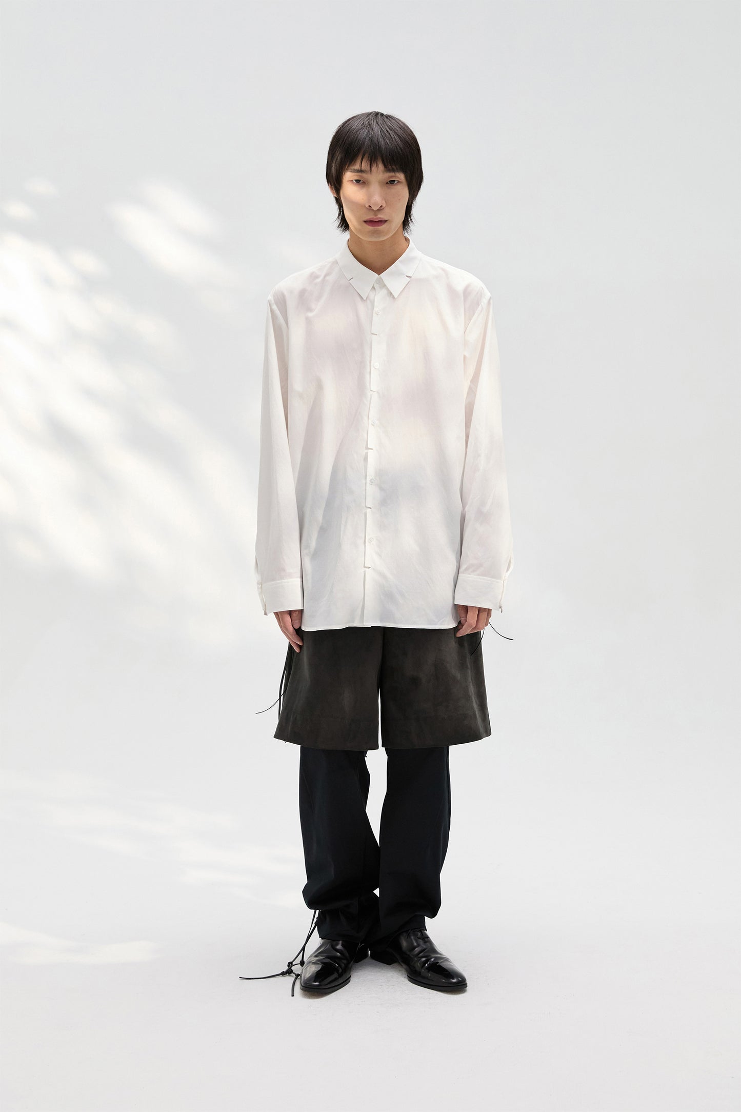 8.0 SHIRT CENTER (WHITE)