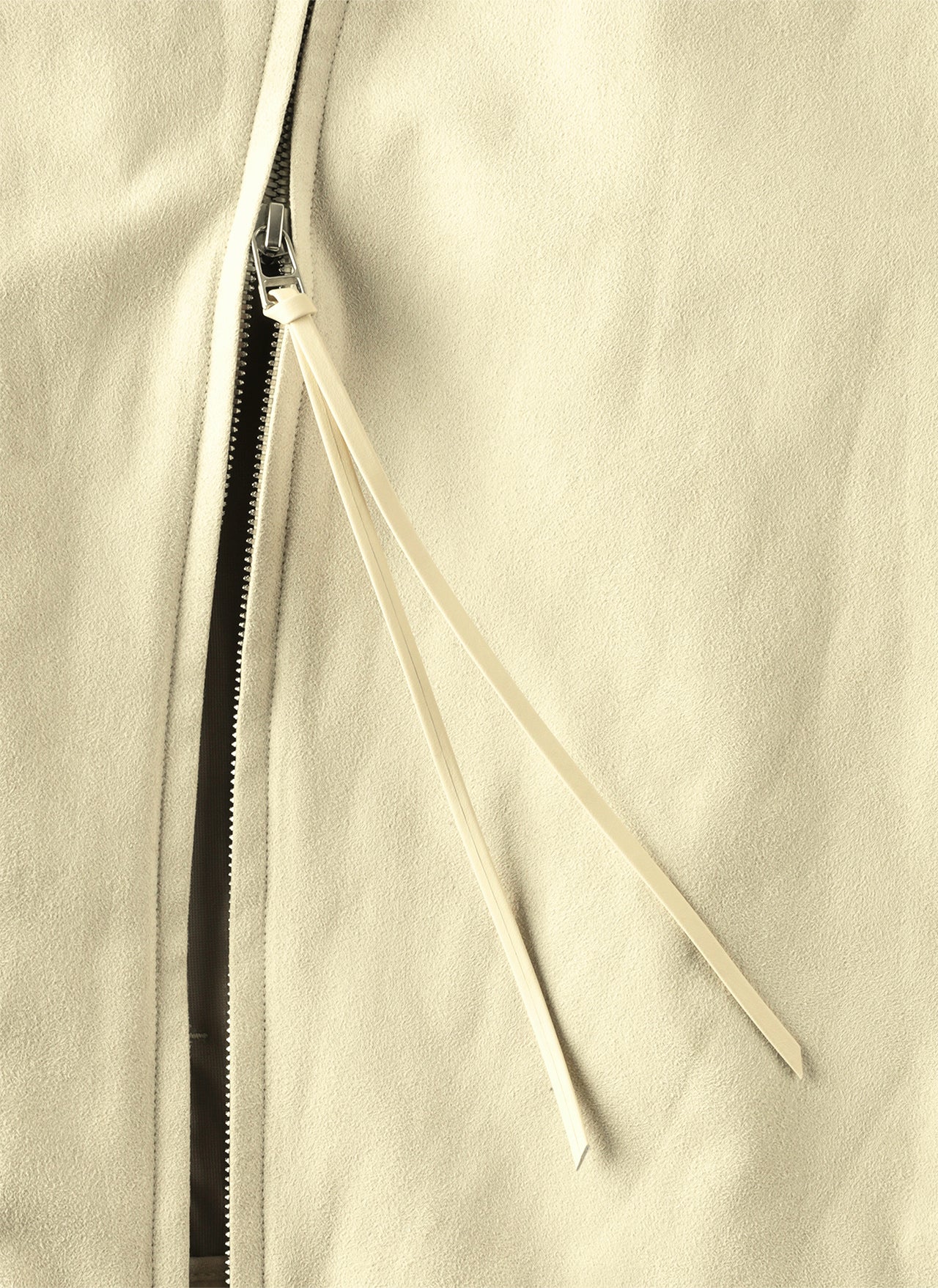 8.0 TECHNICAL JACKET CENTER (IVORY)
