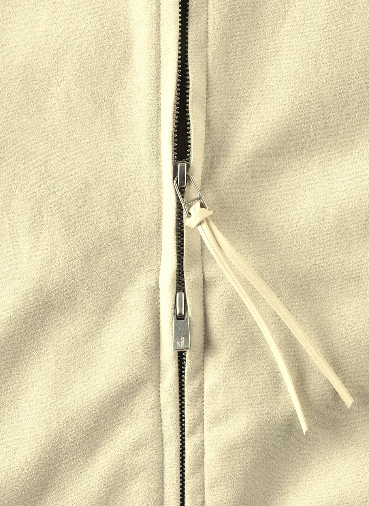 8.0 TECHNICAL JACKET CENTER (IVORY)