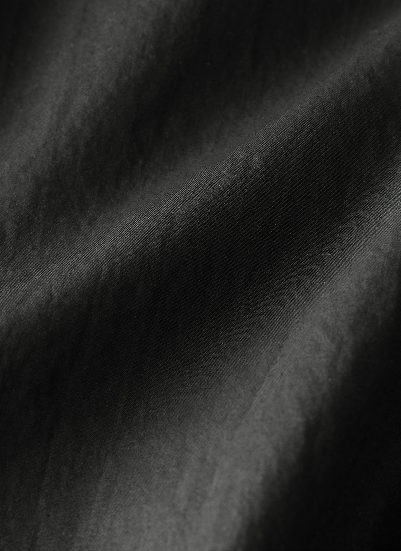 8.0 SHIRT CENTER (BLACK)