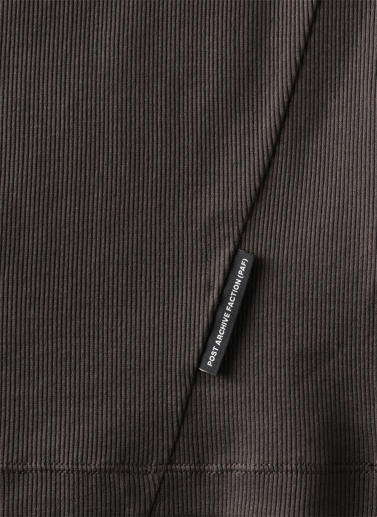 8.0 SLEEVELESS RIGHT (BROWN)