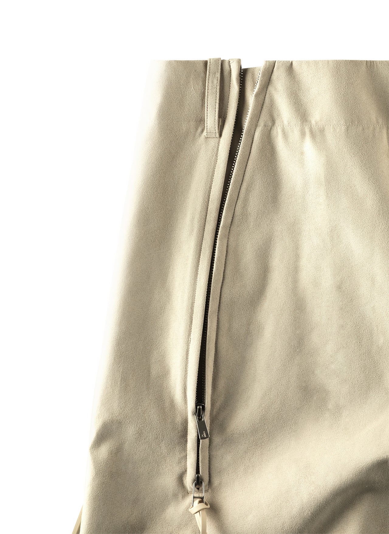 8.0 TECHNICAL PANTS CENTER (IVORY)