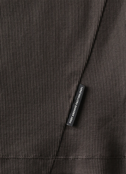 8.0 SLEEVELESS RIGHT (BROWN)
