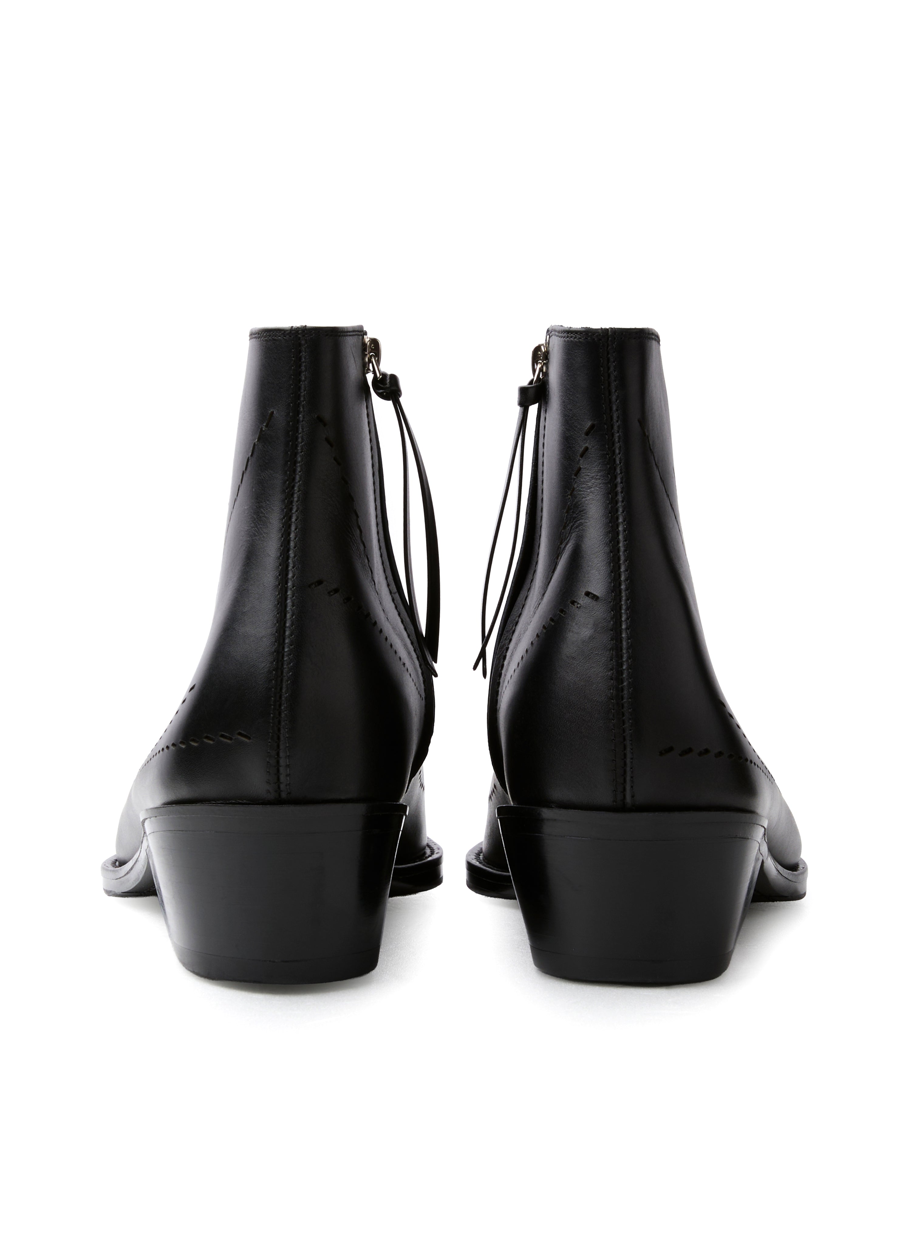 Breath Chelsea (2026) - Black